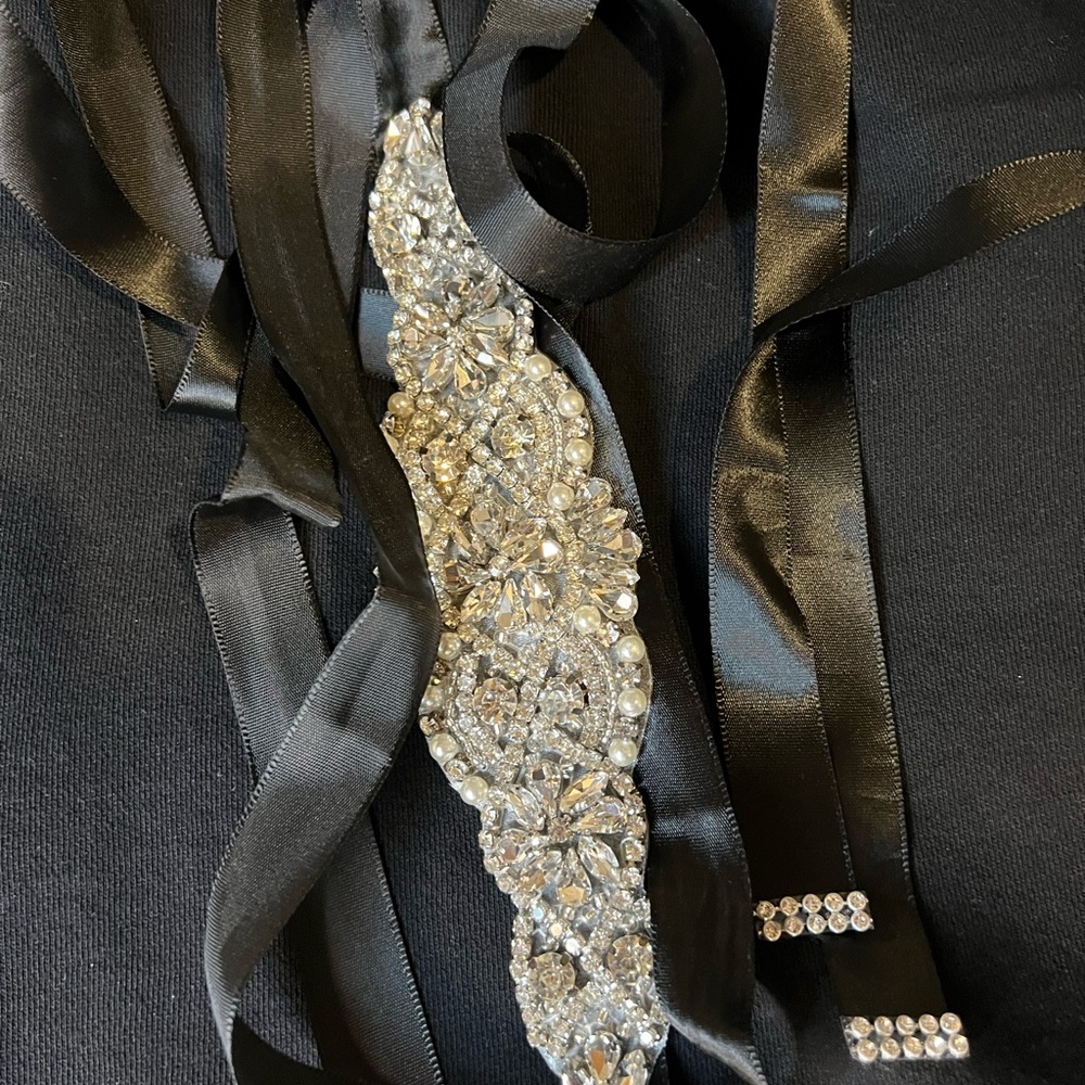 Rhinestone belt